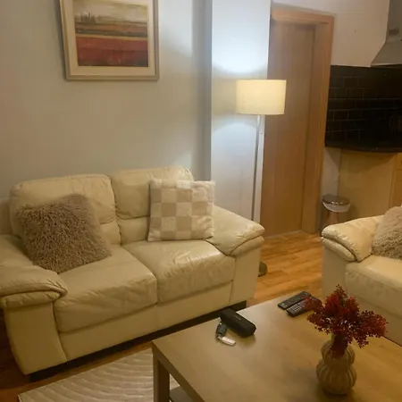 Wood In Mountain View Complex * バンスコ